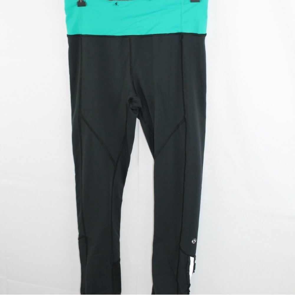 Lululemon black cropped leggings